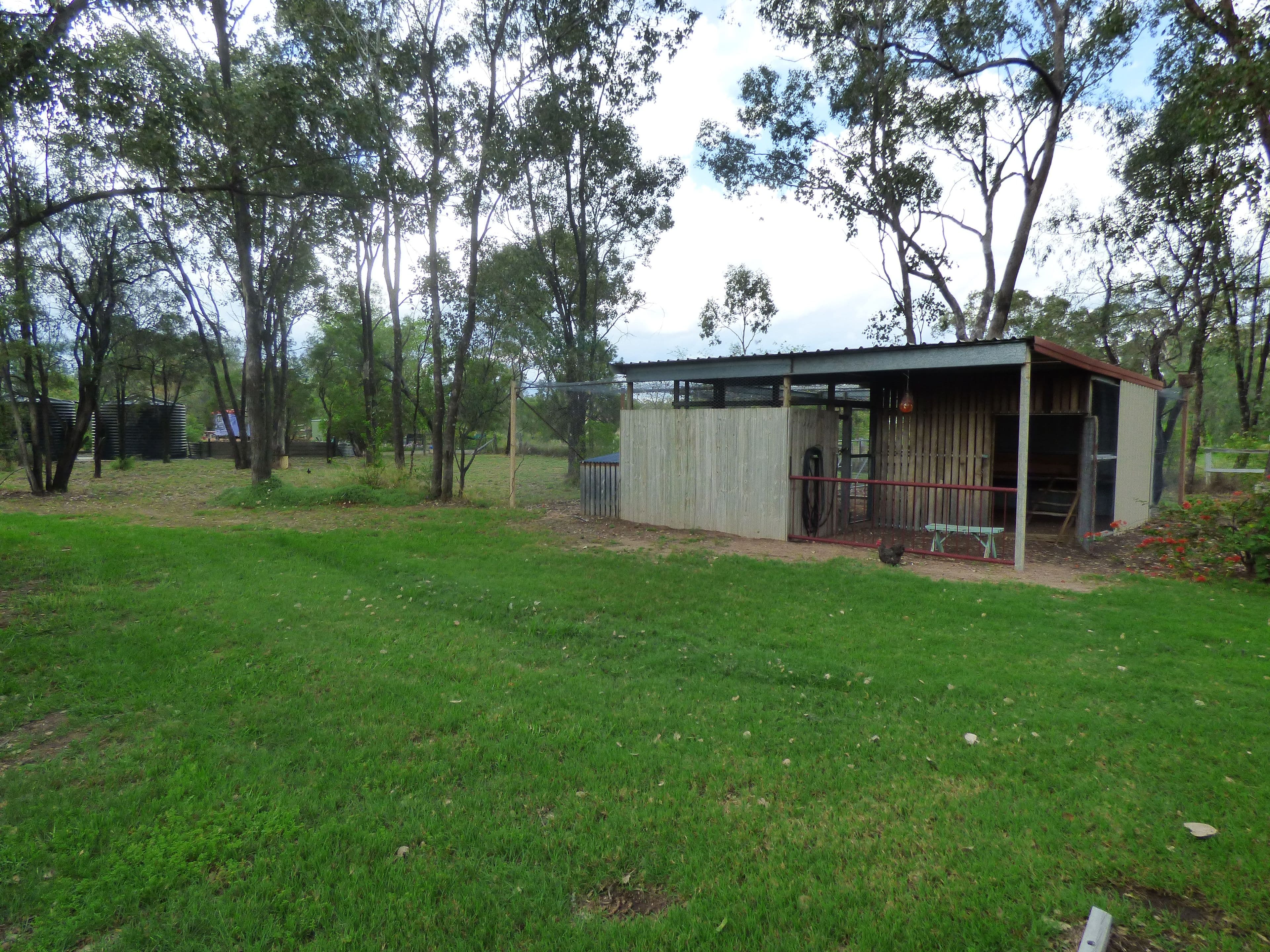 237 Northern Road, Roma QLD 4455, Roma - Thumbnail 3