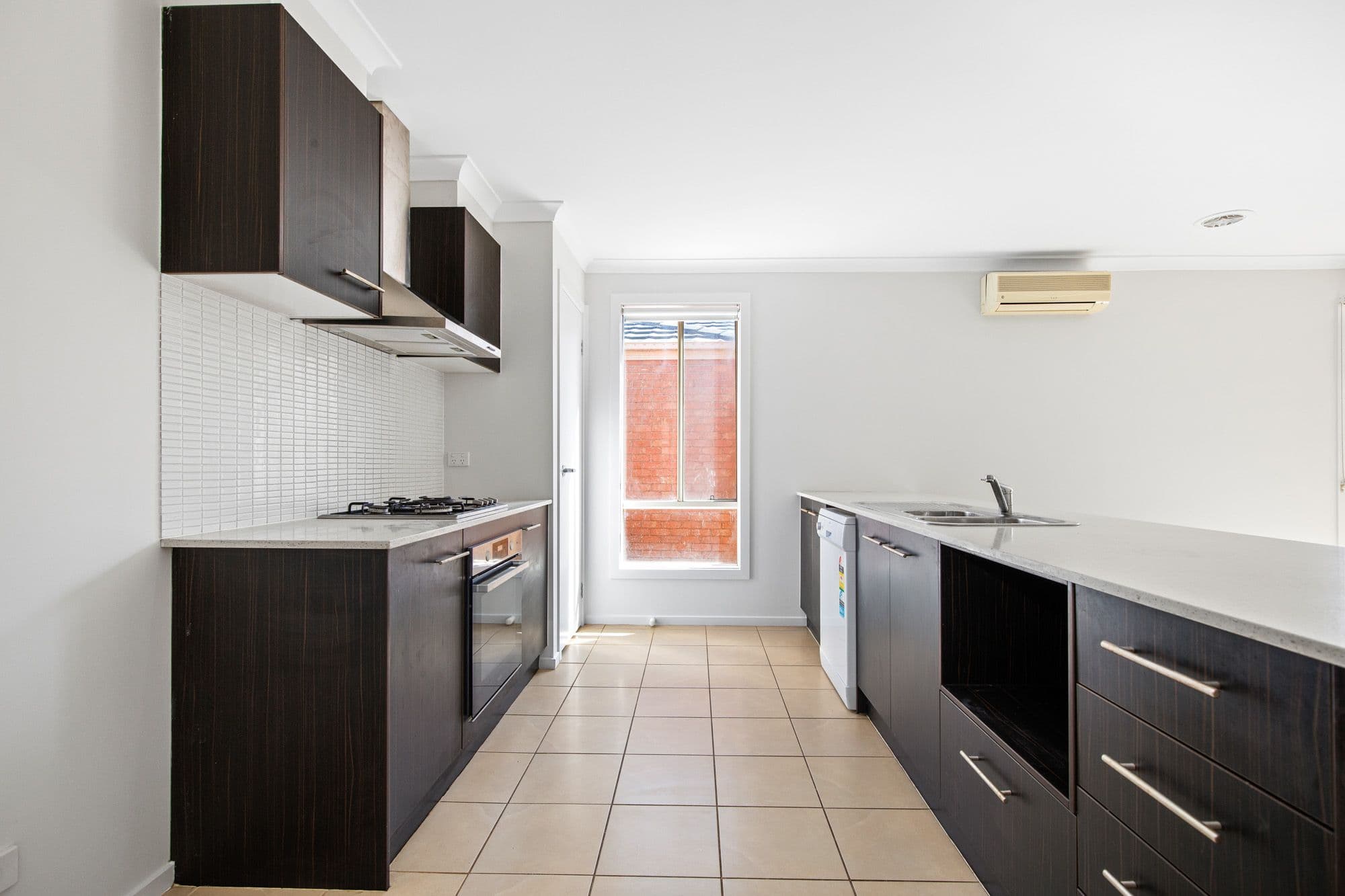 36 Sinclair Crescent, Tarneit VIC 3029, Tarneit - Thumbnail 3