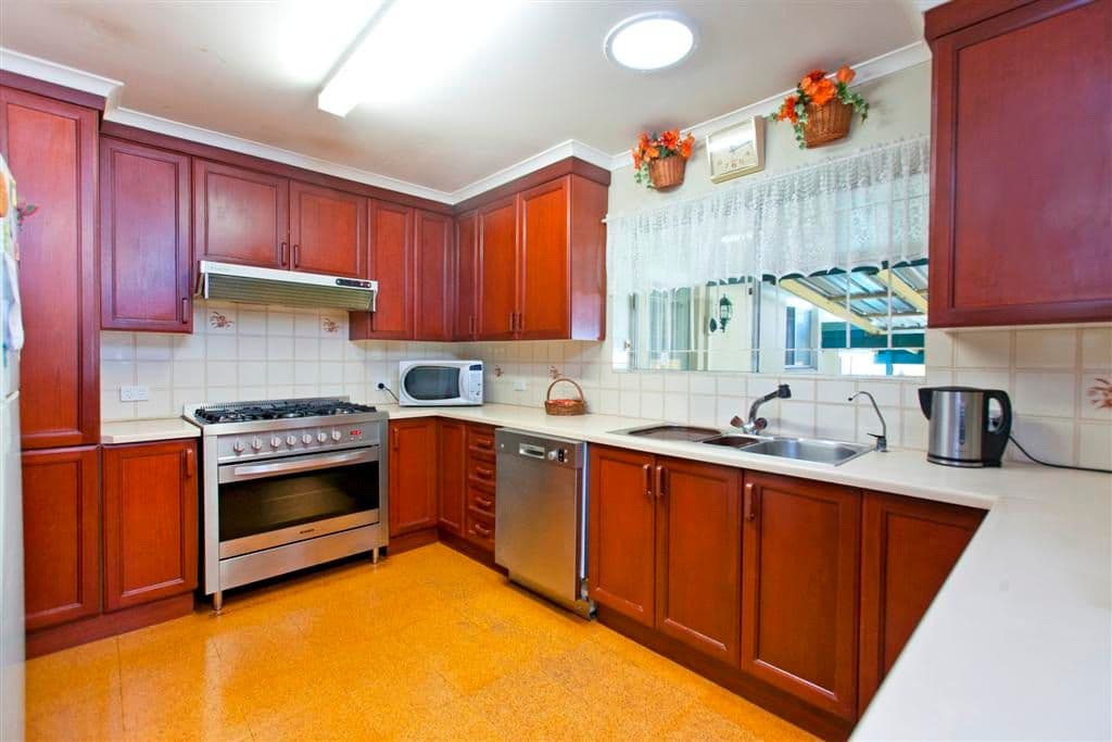 111 Queens Court Road, ALEXANDRA HILLS QLD 4161, Alexandra Hills - Image 1