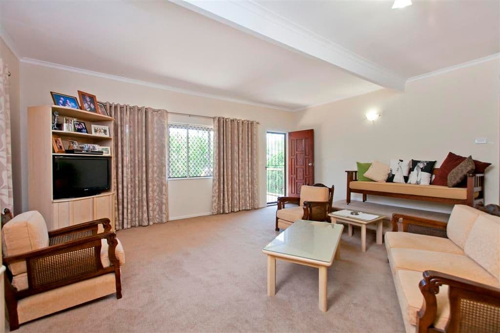 111 Queens Court Road, ALEXANDRA HILLS QLD 4161, Alexandra Hills - Thumbnail 3