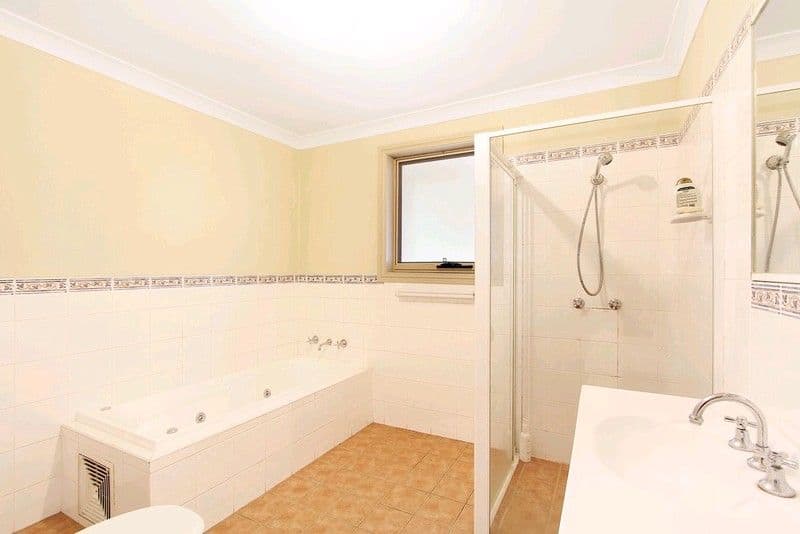 45 Araluen Avenue, MOOREBANK NSW 2170, Moorebank - Thumbnail 5