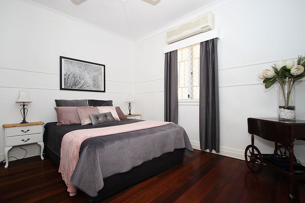 9 Birdwood Street, North Ipswich QLD 4305, North Ipswich - Thumbnail 6