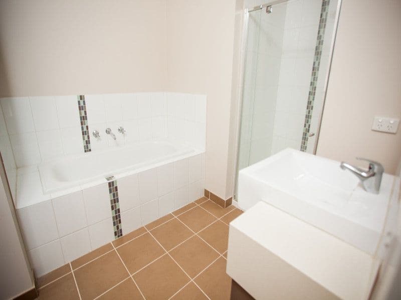 54 Clearwood Drive, TRUGANINA VIC 3029, Truganina - Thumbnail 6