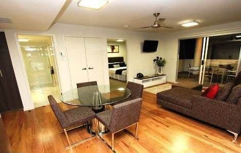 18 Gailey Road, ST LUCIA QLD 4067, St Lucia - Thumbnail 5