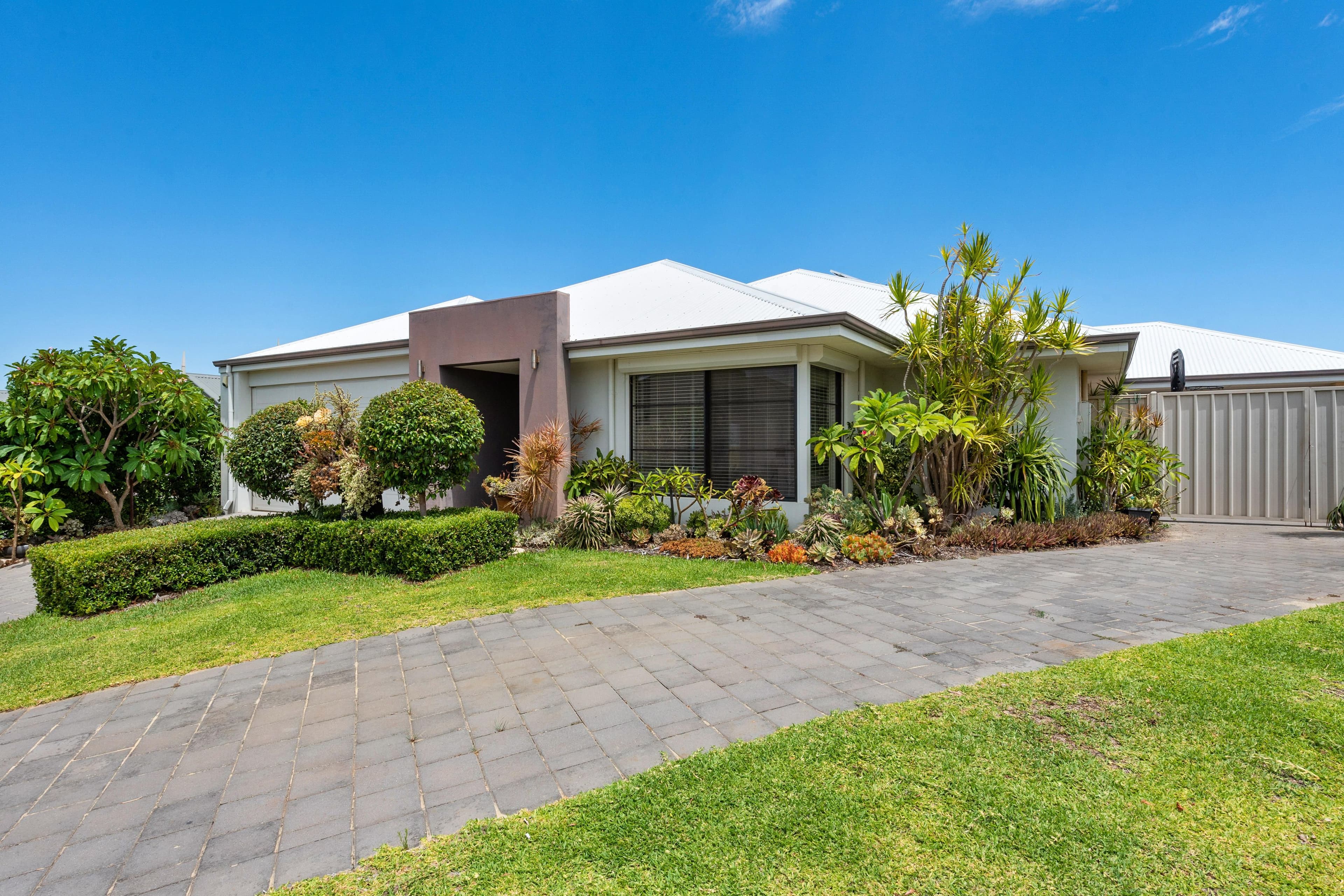 98 Marginson Drive, Landsdale WA 6065, Landsdale - Image 1
