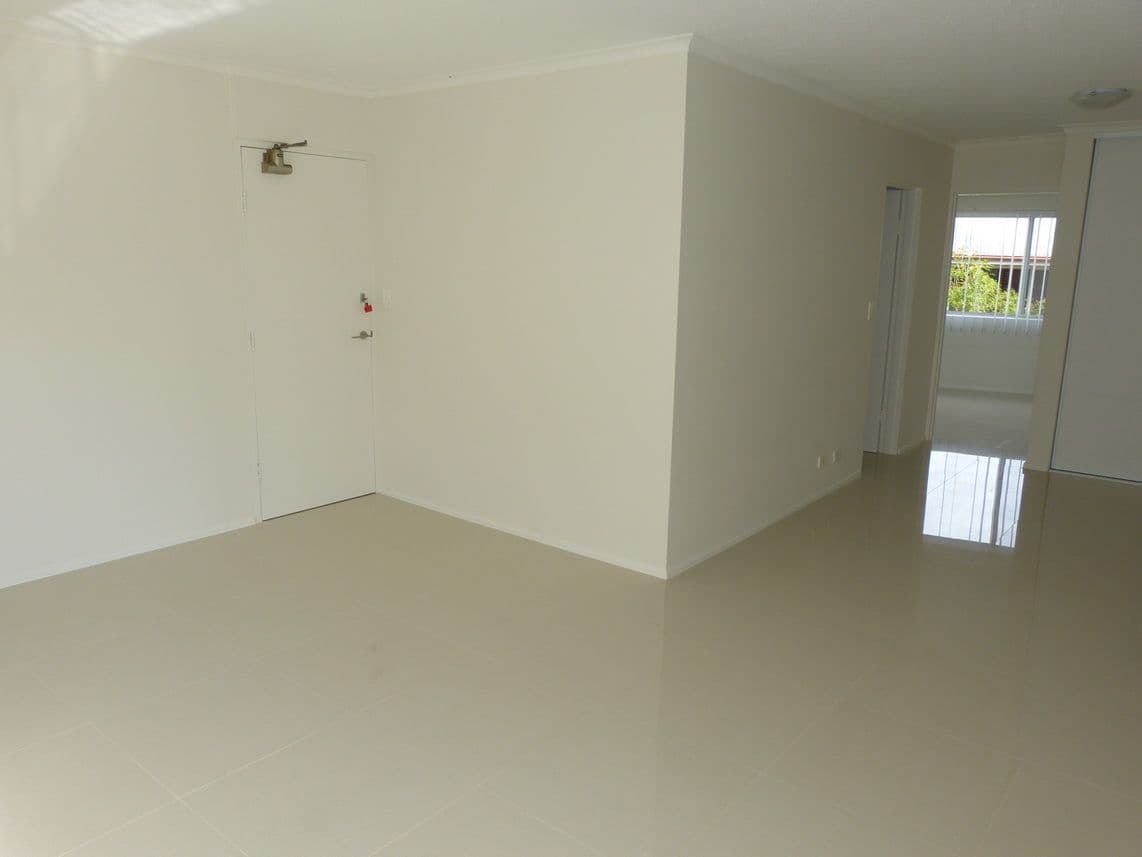 42 Eighth Avenue, COORPAROO QLD 4151, Coorparoo - Thumbnail 5