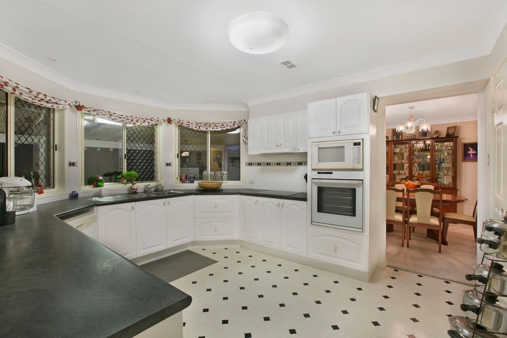 59 Clive Road, BIRKDALE QLD 4159, Birkdale - Thumbnail 2