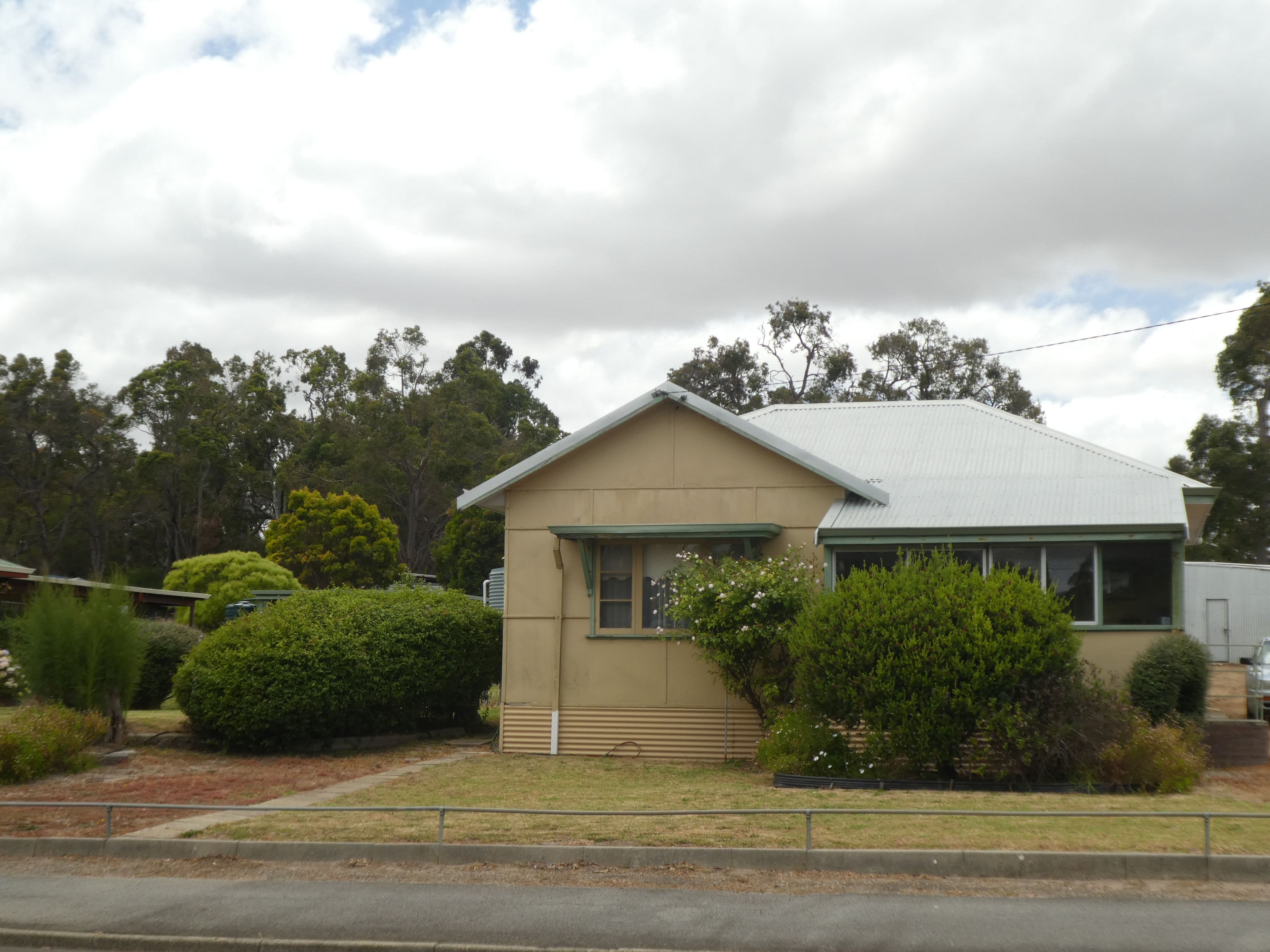 15 Oatlands Road, Mount Barker WA 6324, Mount Barker - Thumbnail 2