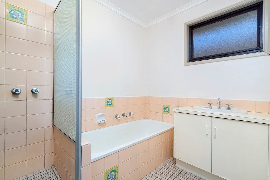 8 Callistemon Avenue, Keysborough VIC 3173, Keysborough - Thumbnail 6
