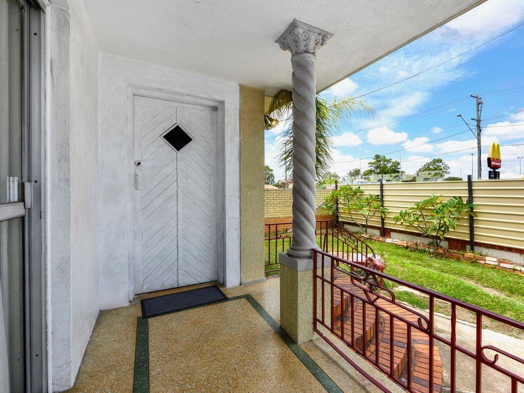 387 Stafford Road, Stafford QLD 4053, Stafford - Thumbnail 2
