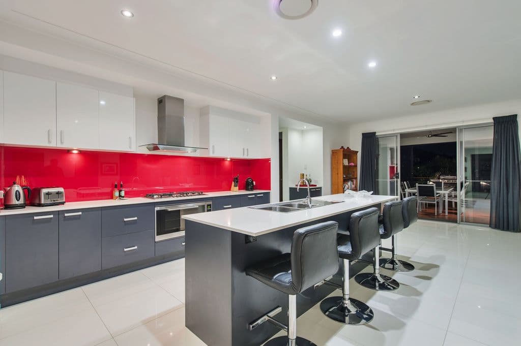 13 Heatherdale Drive, UPPER COOMERA QLD 4209, Upper Coomera - Thumbnail 2