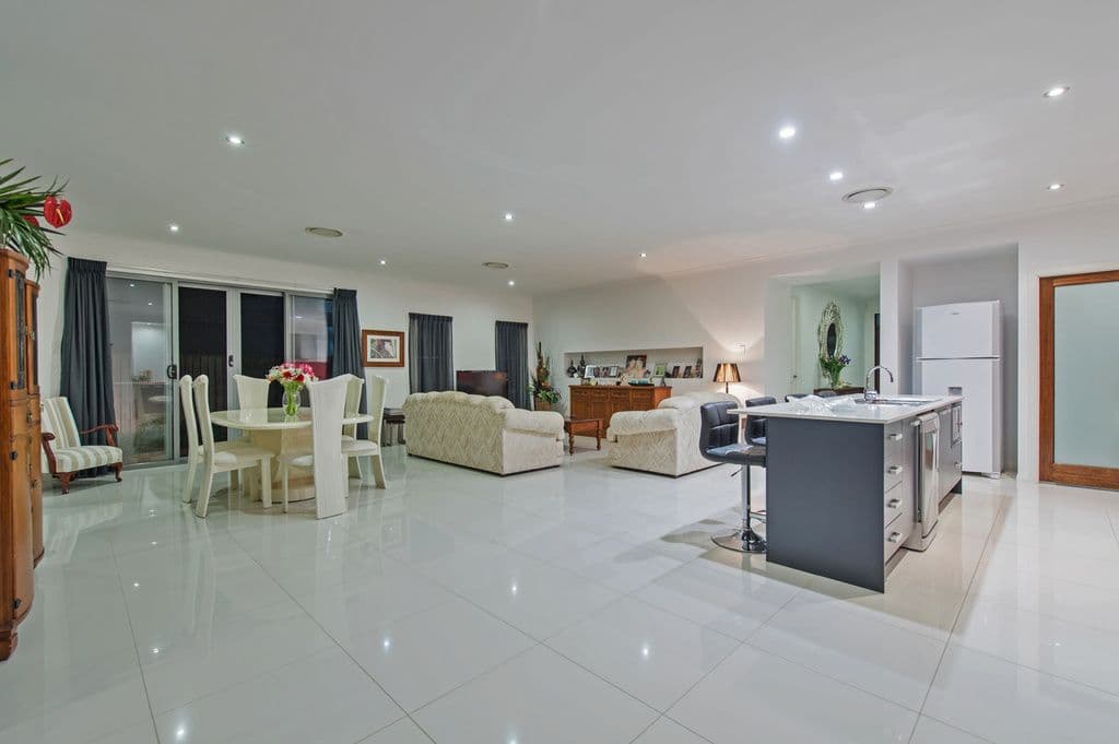 13 Heatherdale Drive, UPPER COOMERA QLD 4209, Upper Coomera - Thumbnail 6