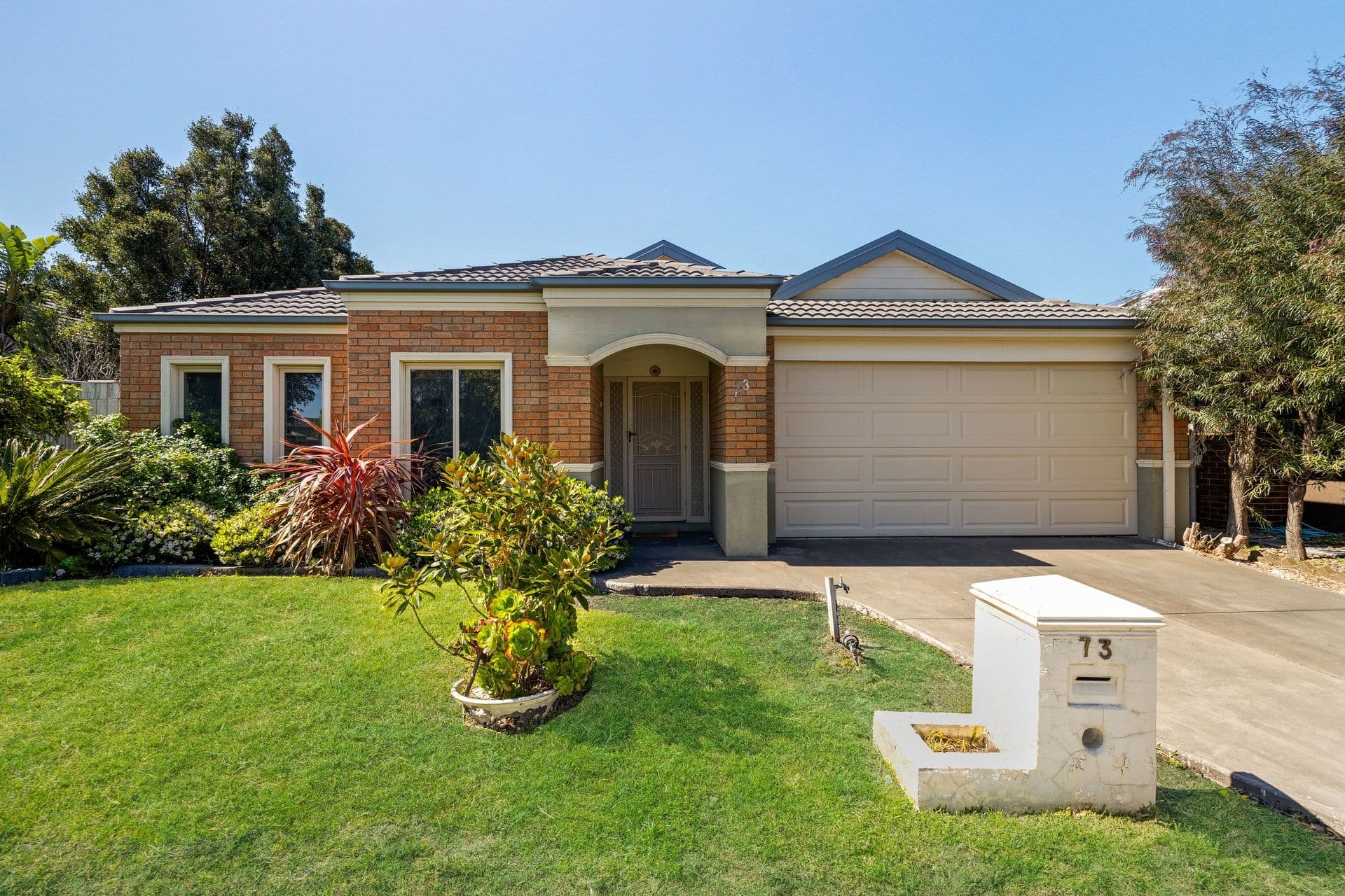 73 Viewgrand Drive, Berwick VIC 3806, Berwick - Image 1