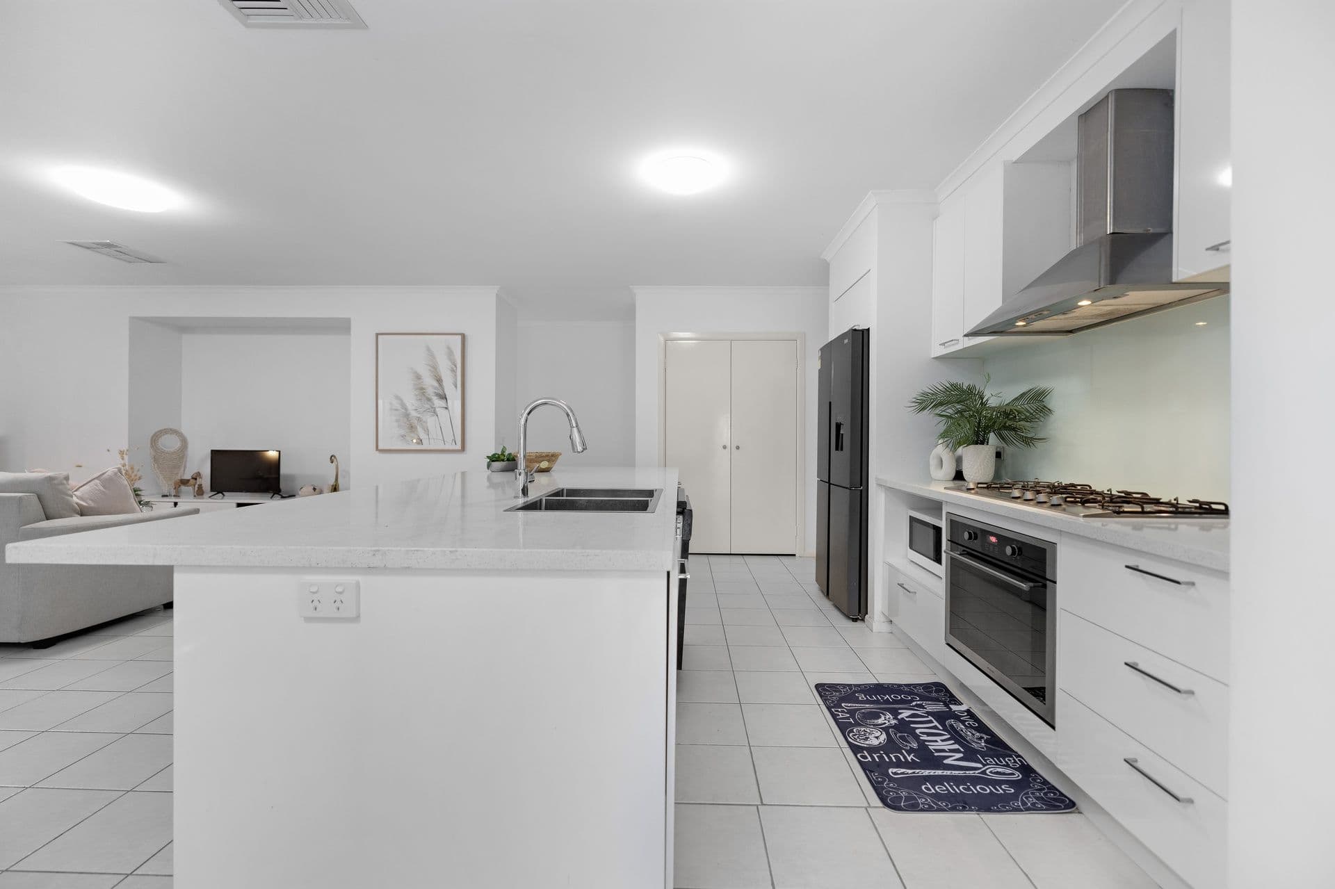 73 Viewgrand Drive, Berwick VIC 3806, Berwick - Thumbnail 7
