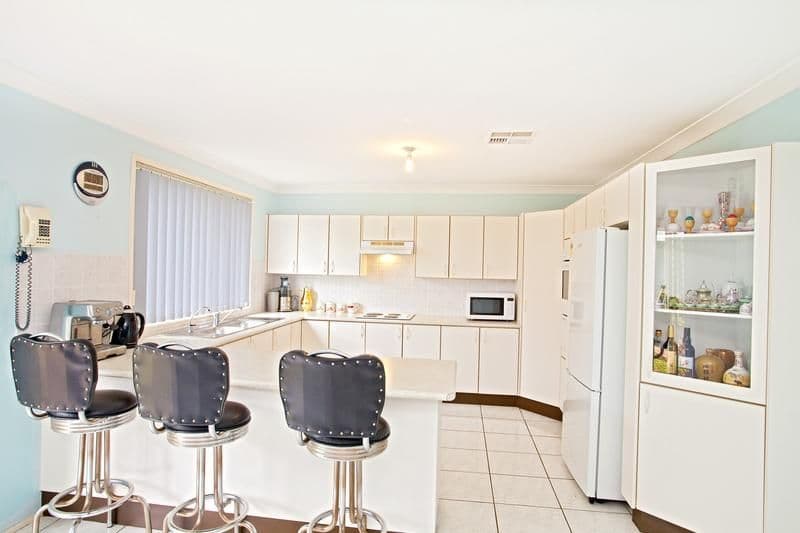 17 Cherry Place, PRESTONS NSW 2170, Prestons - Thumbnail 5