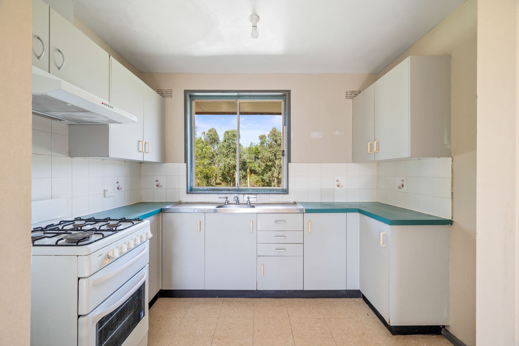 10 Peppin Crescent, Airds NSW 2560, Airds - Thumbnail 6