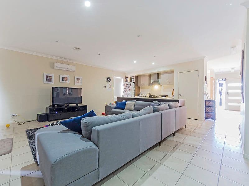 6 Brookwood Street, Tarneit VIC 3029, Tarneit - Thumbnail 2