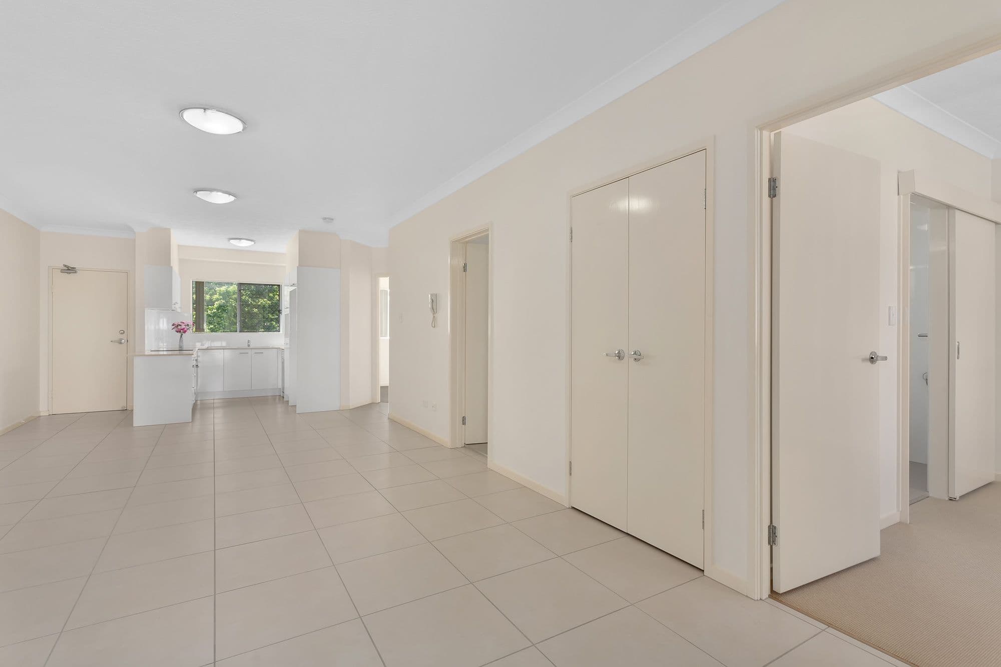 8 Kingsmill Street, Chermside QLD 4032, Chermside - Thumbnail 6