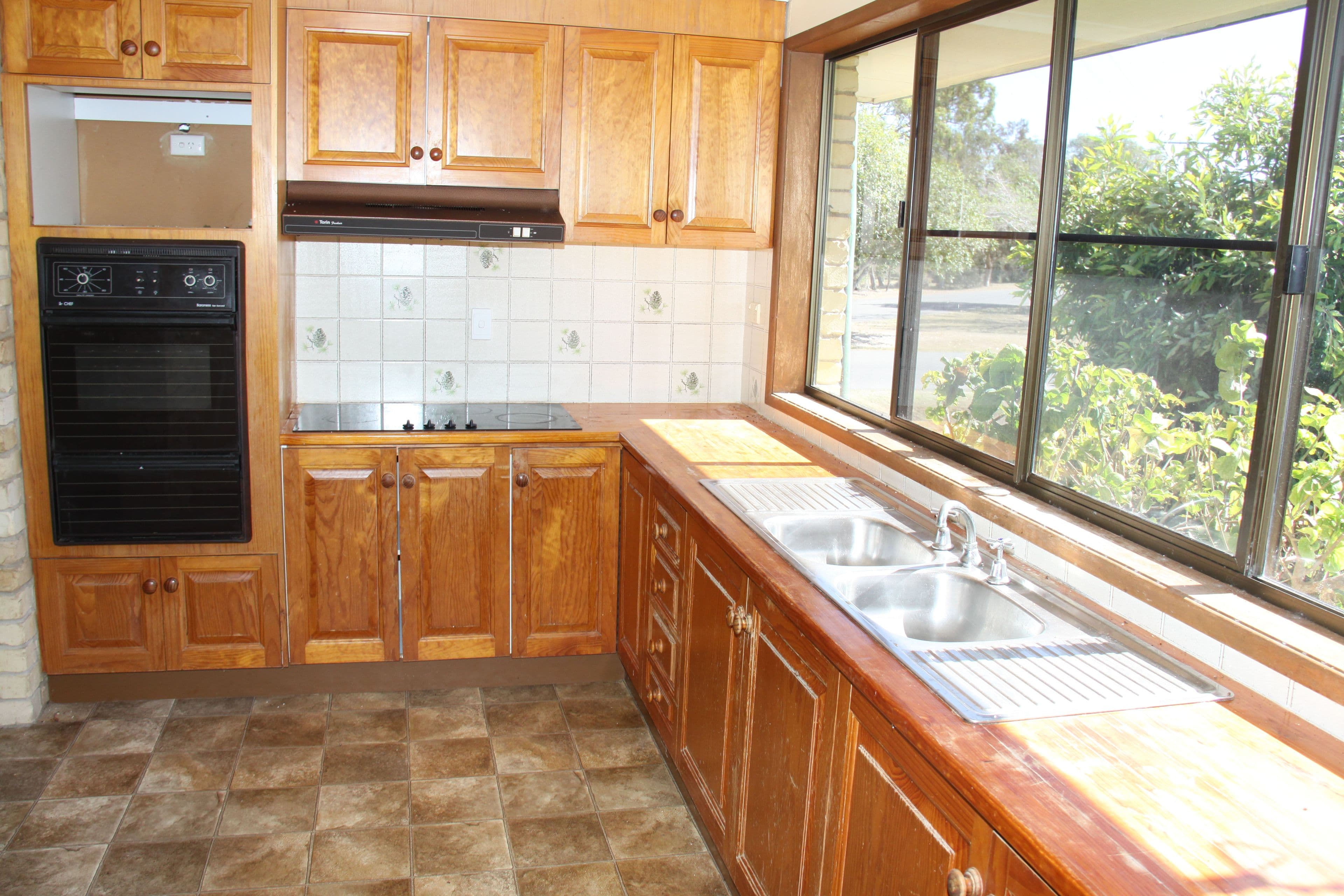 11 Worthington Road, Turkey Beach QLD 4678, Turkey Beach - Thumbnail 2