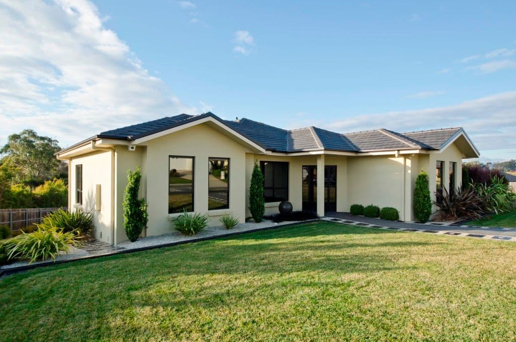 32 Holyman Drive, PROSPECT VALE TAS 7250, Prospect Vale - Thumbnail 2