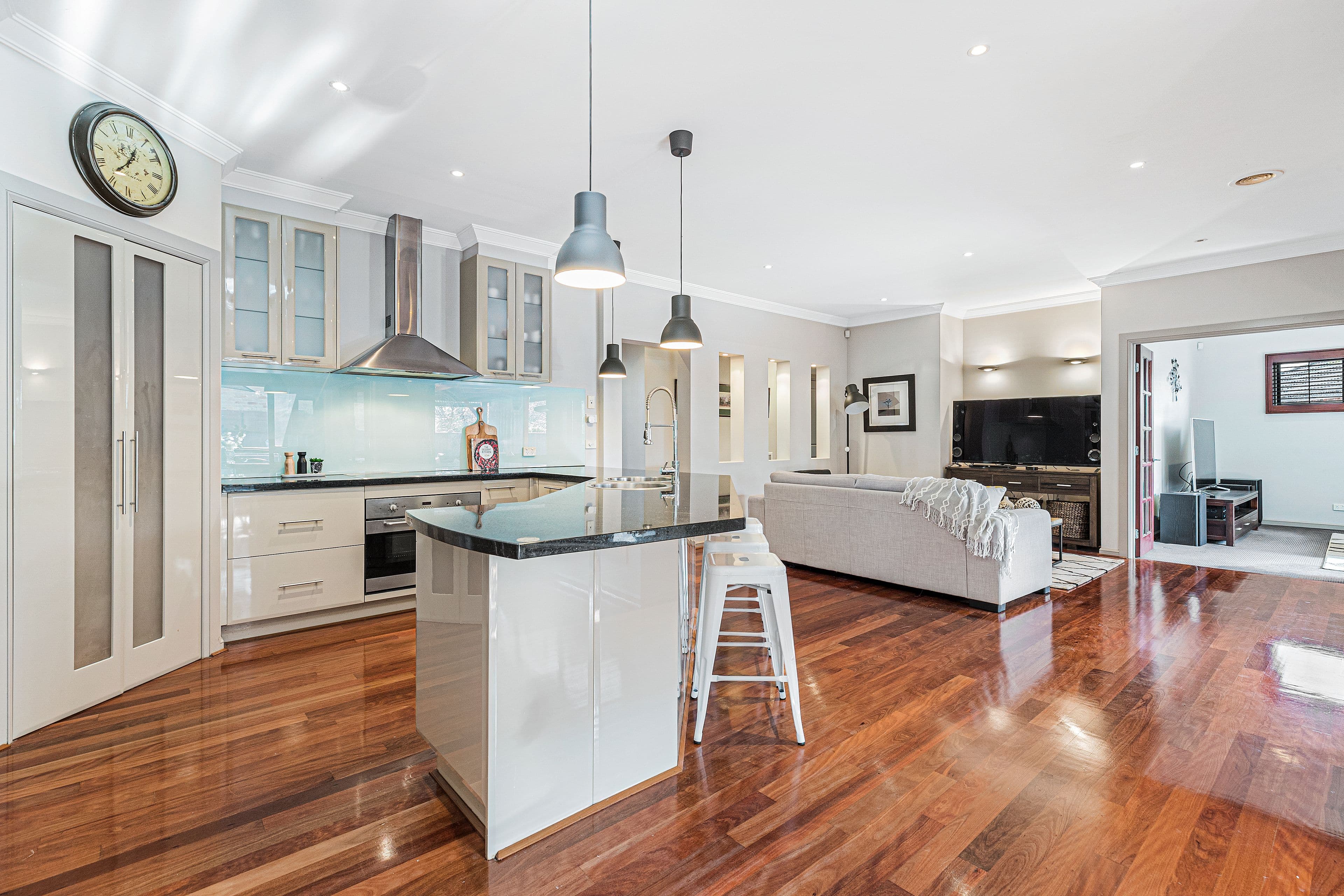 3 Regents Park Court, Rowville VIC 3178, Rowville - Thumbnail 3