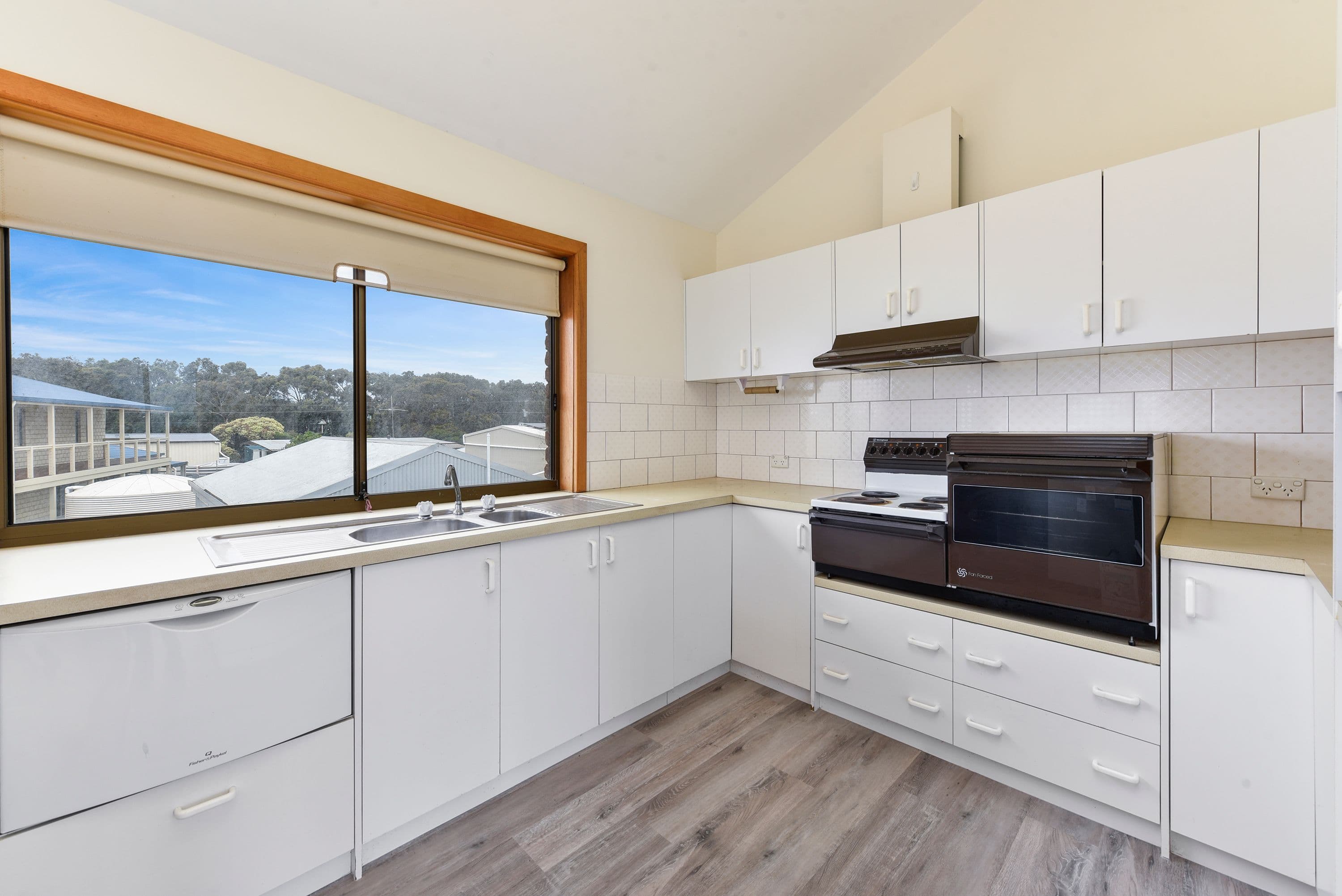 118 Marine Parade, Kingston Se SA 5275, Kingston Se - Thumbnail 6