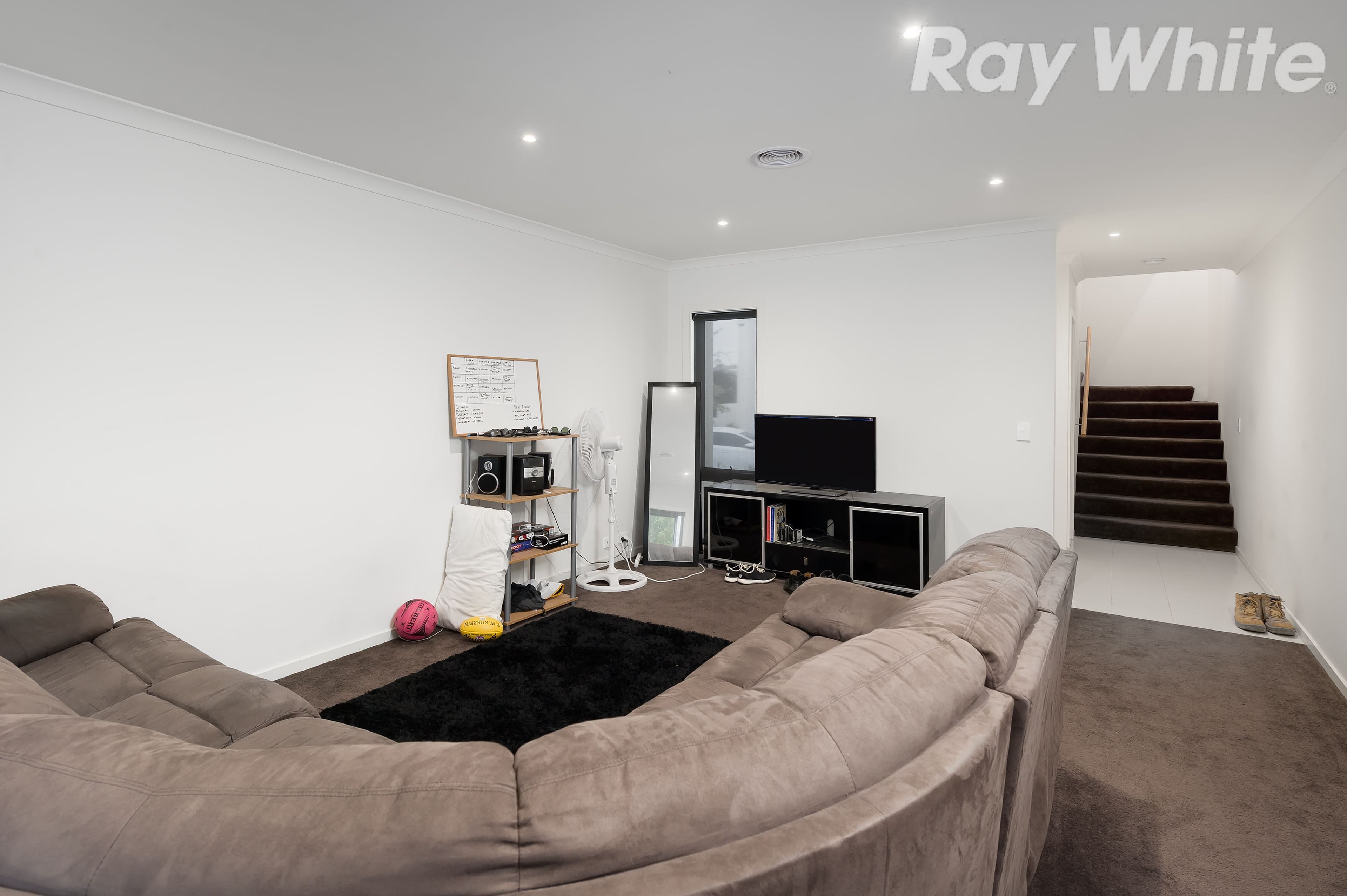 16 Edinburgh Circuit, Bundoora VIC 3083, Bundoora - Thumbnail 3