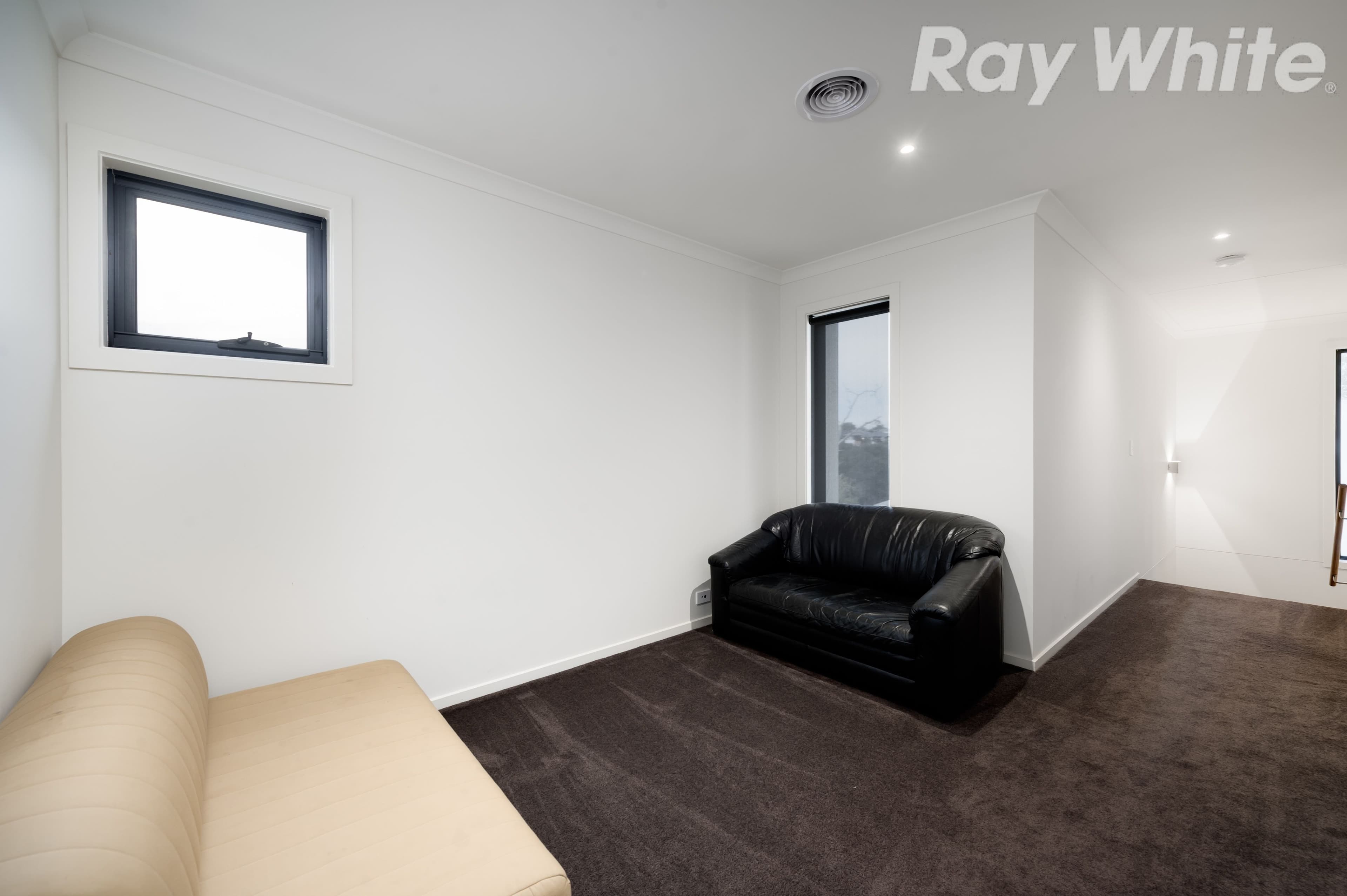16 Edinburgh Circuit, Bundoora VIC 3083, Bundoora - Thumbnail 4