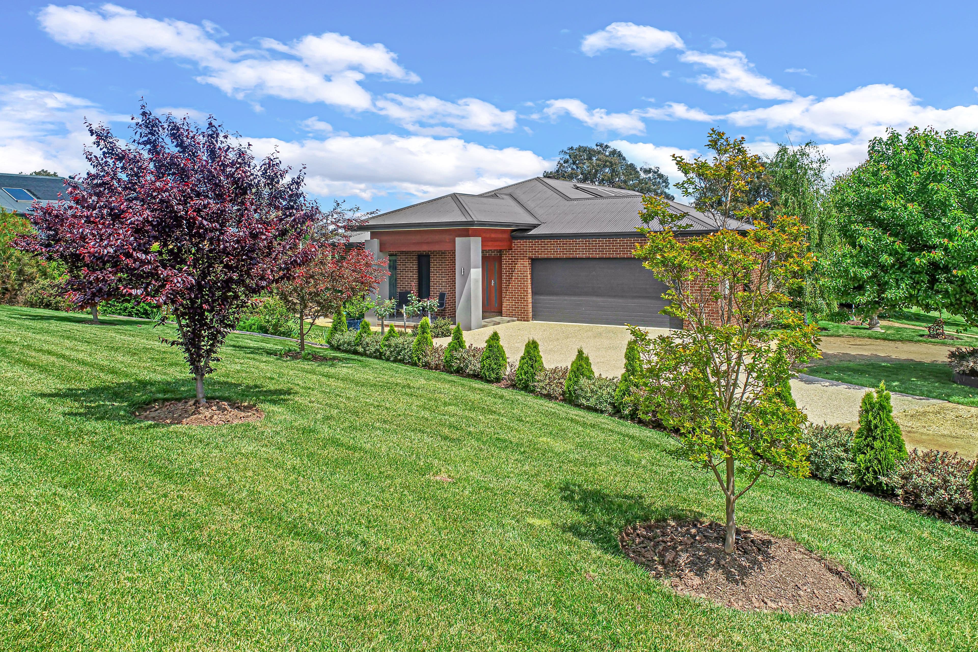 17 Oaksford Drive, Mansfield VIC 3722, Mansfield - Thumbnail 3