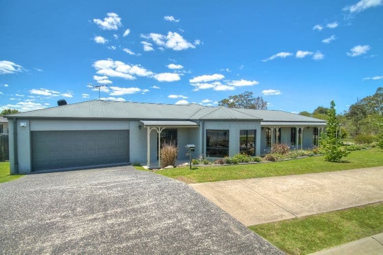 51 Heritage Drive, BRASSALL QLD 4305, Brassall - Thumbnail 2
