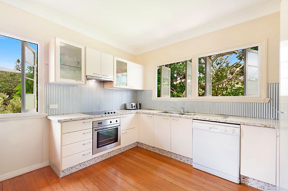 4 Lang Street, Bilinga QLD 4225, Bilinga - Thumbnail 5
