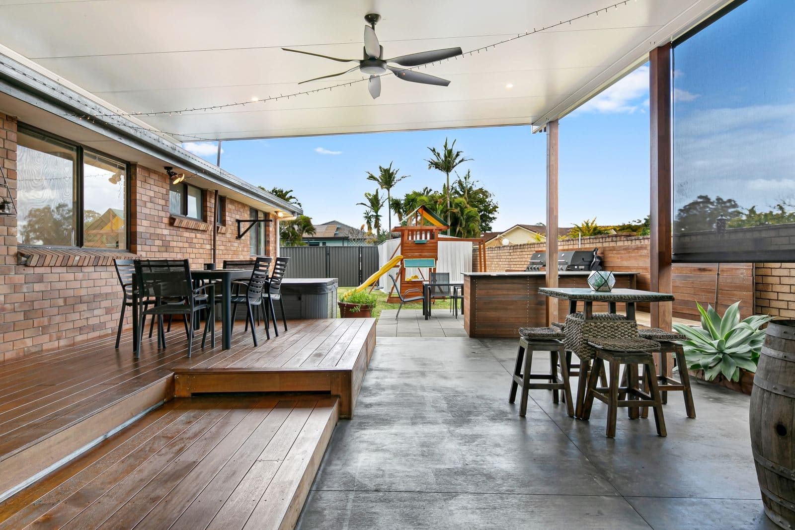 305 Rio Vista Boulevard, Mermaid Waters QLD 4218, Mermaid Waters - Image 1