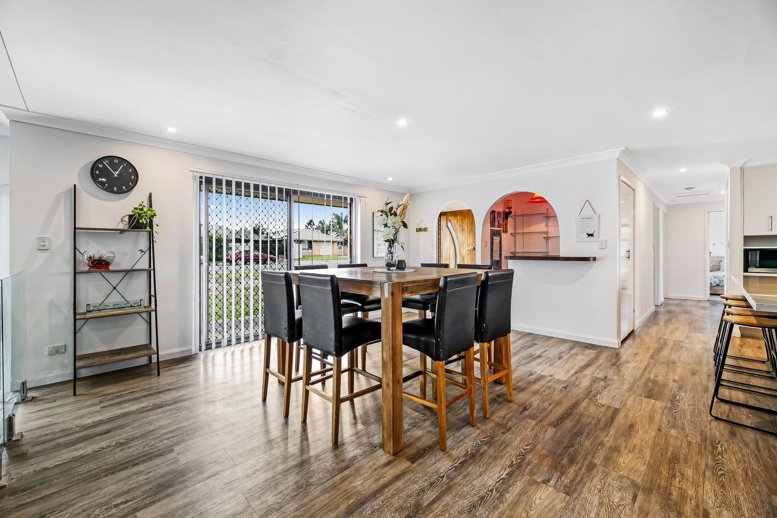 305 Rio Vista Boulevard, Mermaid Waters QLD 4218, Mermaid Waters - Thumbnail 5