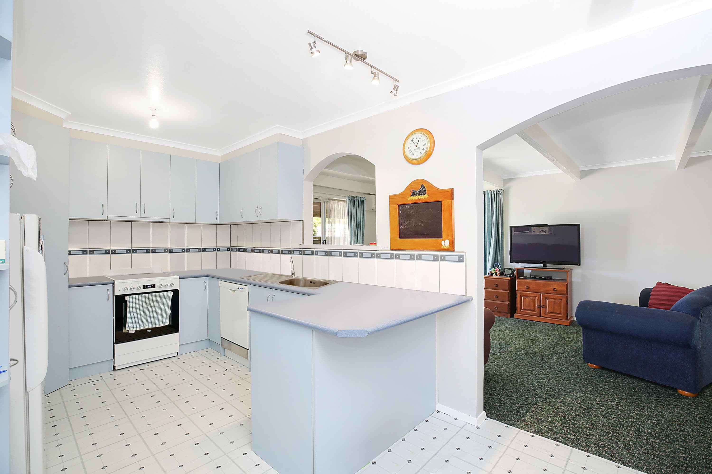 11 Ower Street, Camperdown VIC 3260, Camperdown - Thumbnail 3