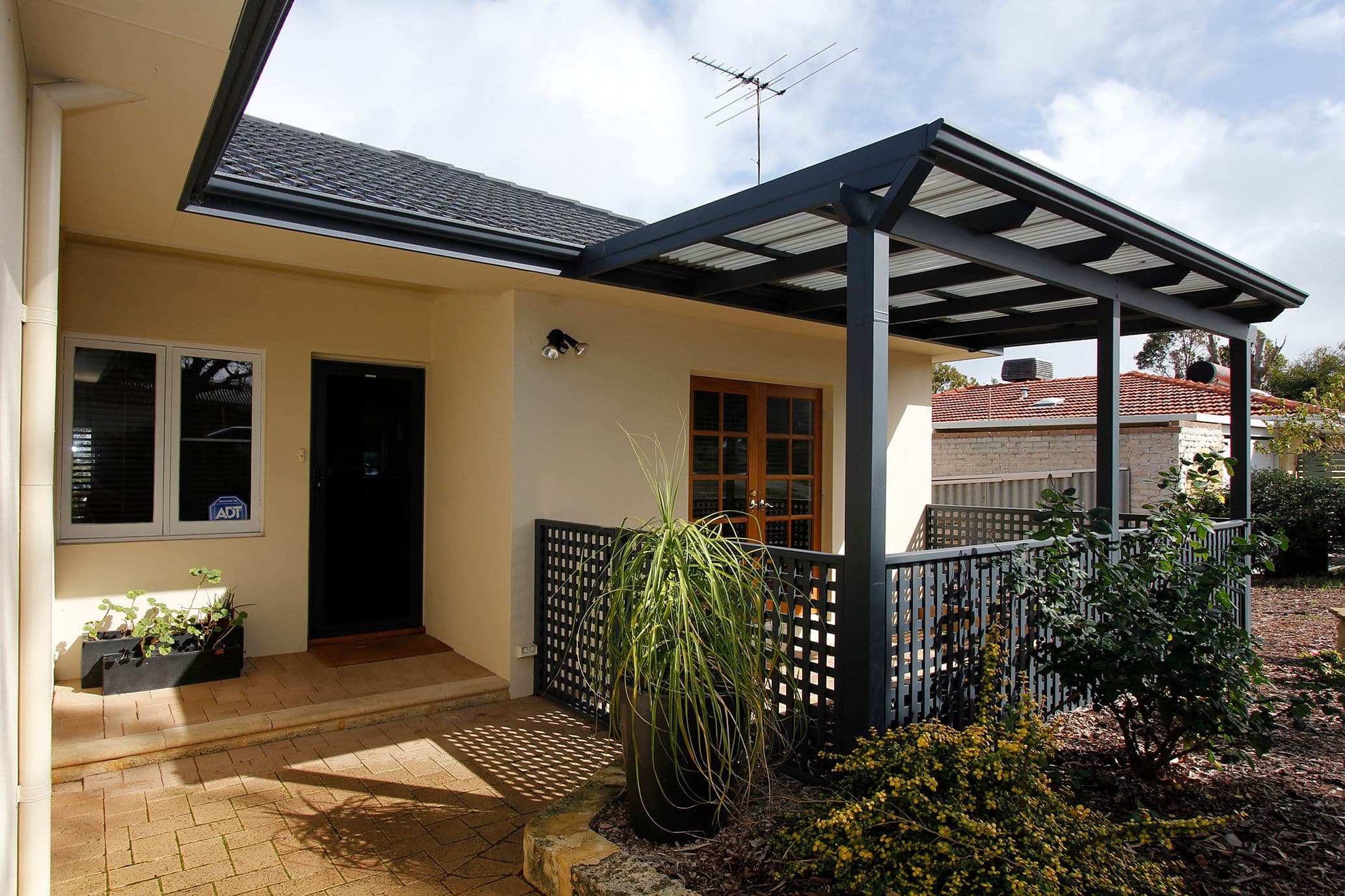 3 Redwood Crescent, Melville WA 6156, Melville - Thumbnail 2
