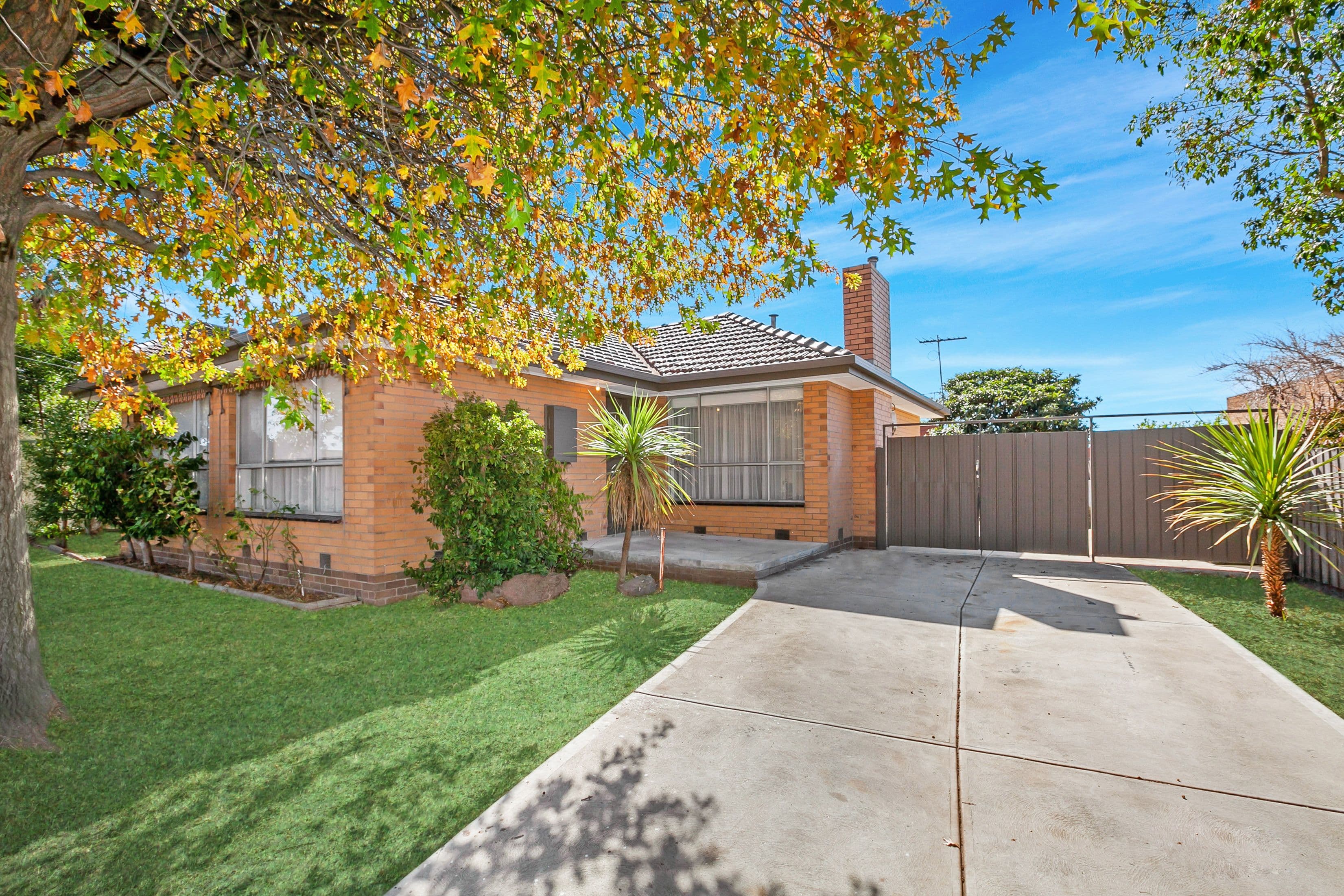 40 Valentine Avenue, Thomastown VIC 3074, Thomastown - Image 1