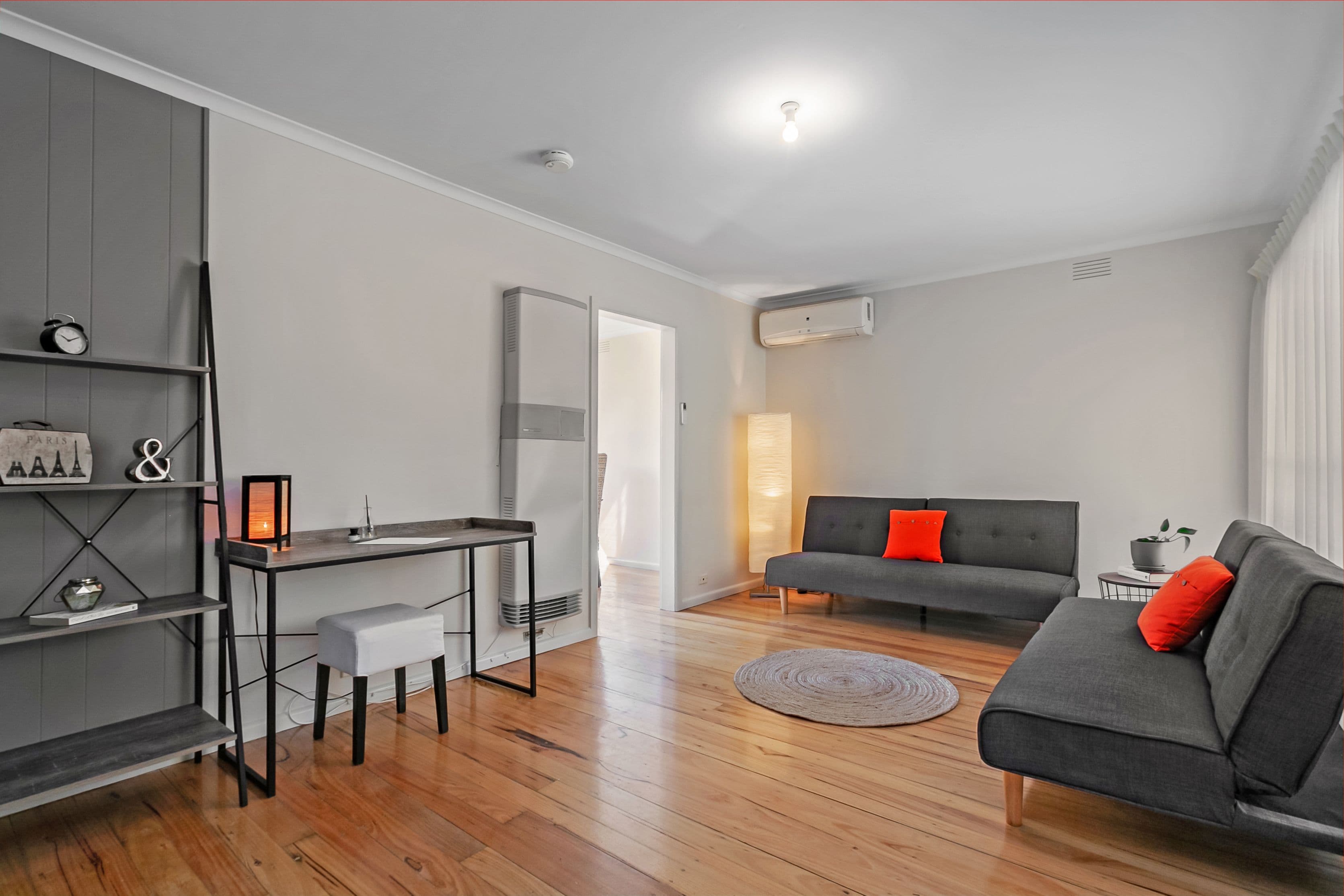 40 Valentine Avenue, Thomastown VIC 3074, Thomastown - Thumbnail 2