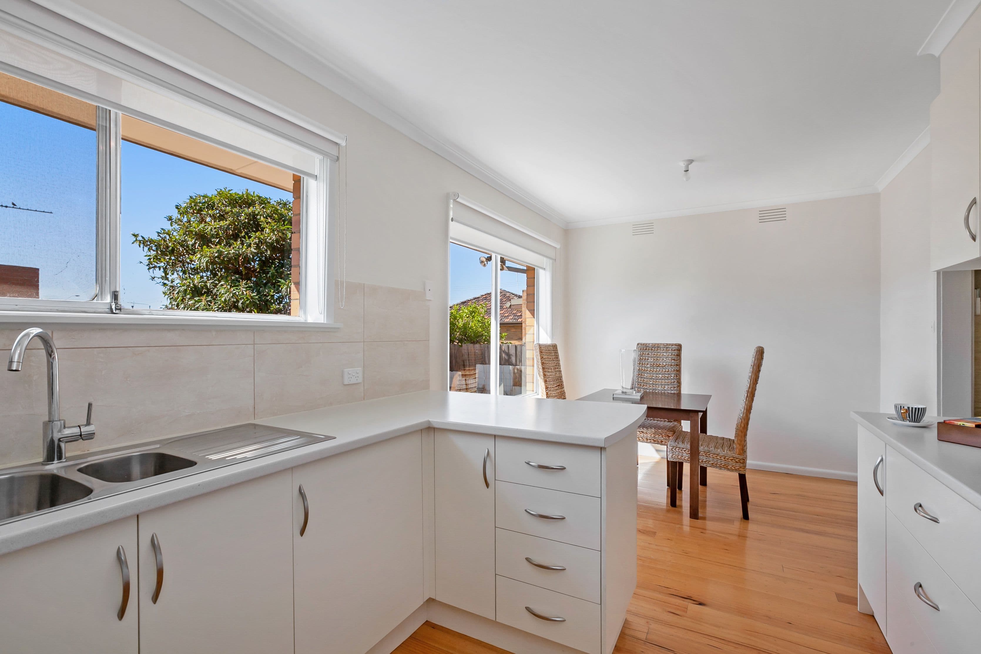 40 Valentine Avenue, Thomastown VIC 3074, Thomastown - Thumbnail 4
