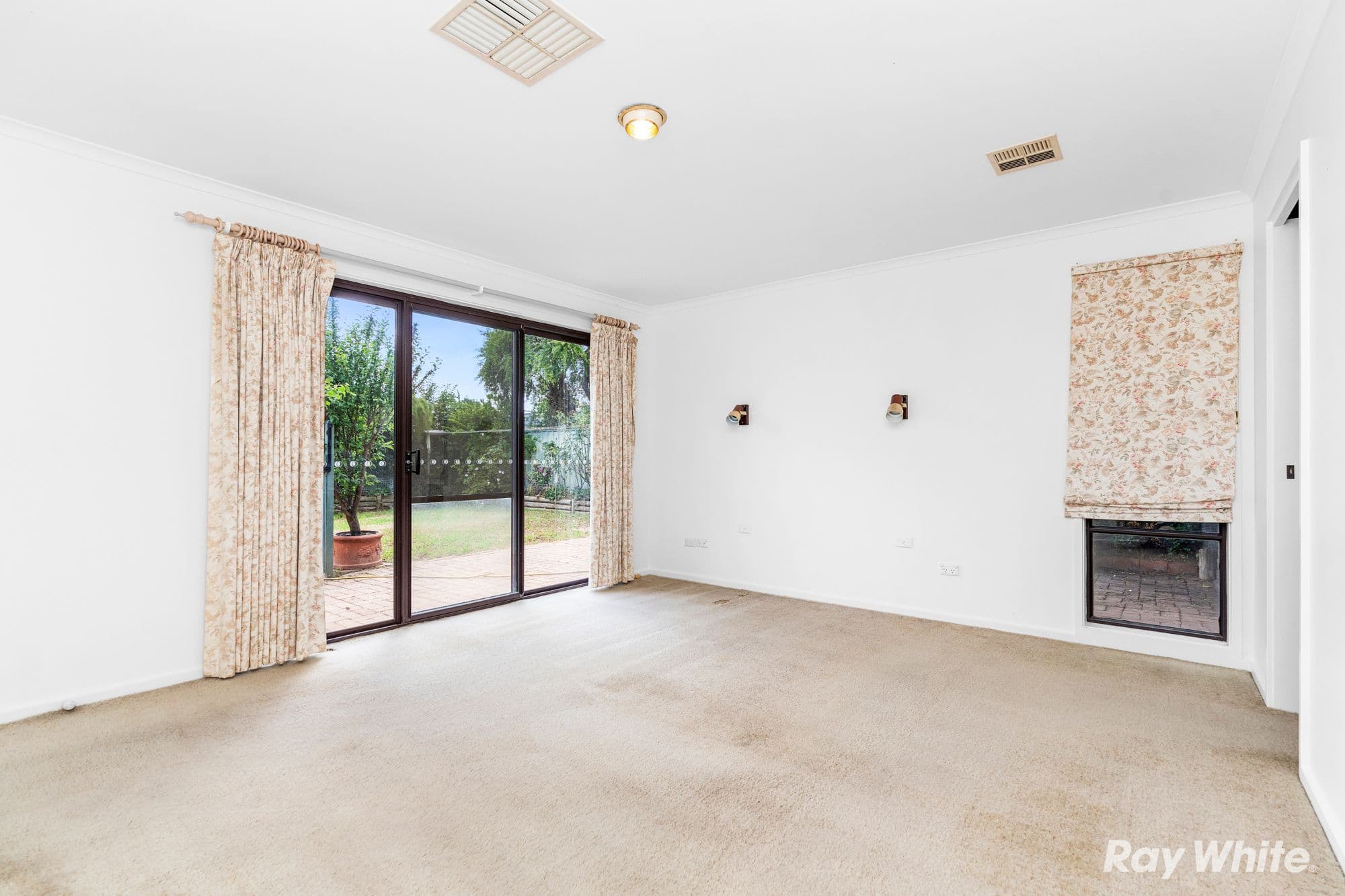 21 Main Street, Lake Albert NSW 2650, Lake Albert - Thumbnail 7