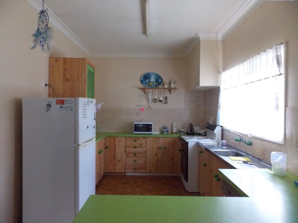 15 East Street, PARKES NSW 2870, Parkes - Thumbnail 2