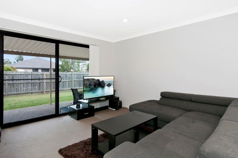 18 Zachary Street, Eagleby QLD 4207, Eagleby - Thumbnail 4