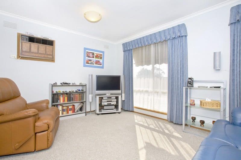 45 Kanooka Avenue, CORIO VIC 3214, Corio - Thumbnail 3