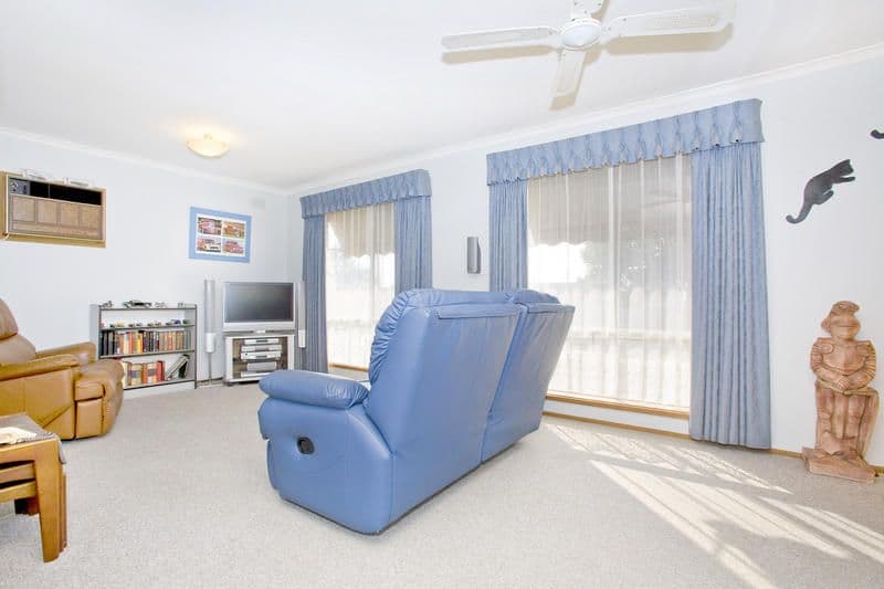 45 Kanooka Avenue, CORIO VIC 3214, Corio - Thumbnail 4