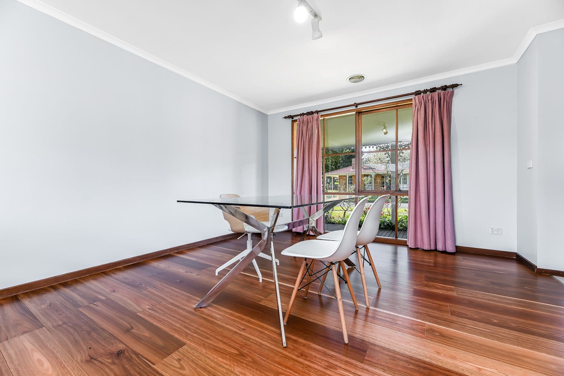 34 Strathavan Drive, Berwick VIC 3806, Berwick - Thumbnail 4