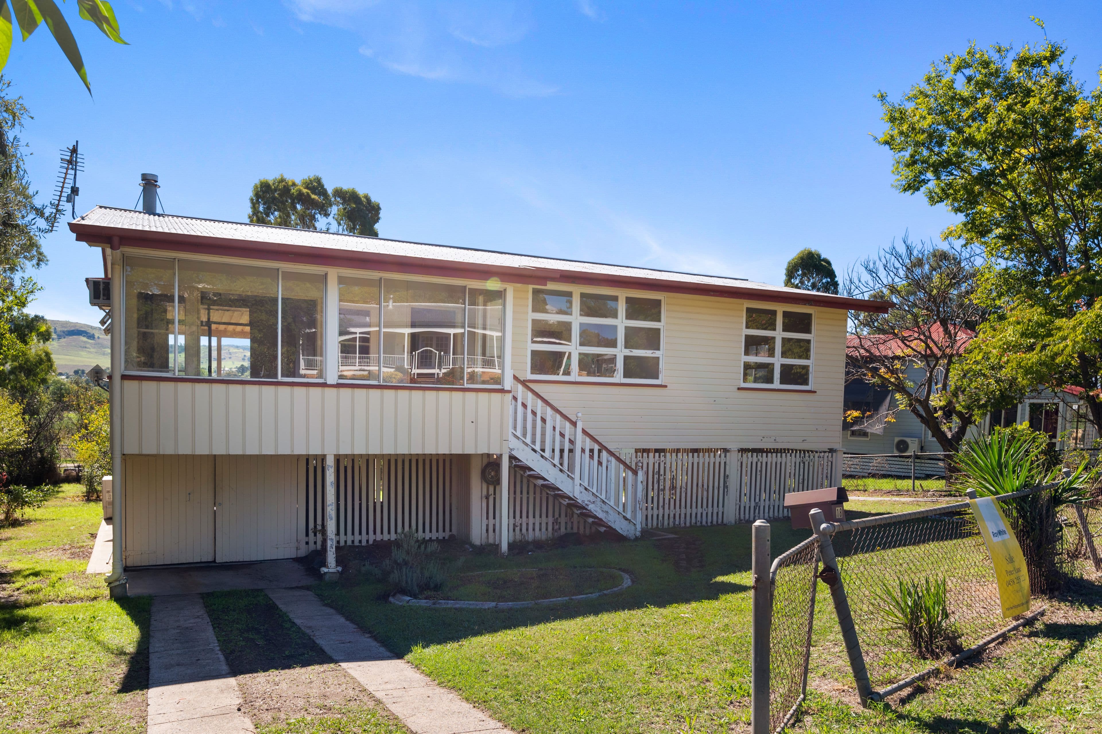 18 Kurrajong Street, Killarney QLD 4373, Killarney - Thumbnail 2