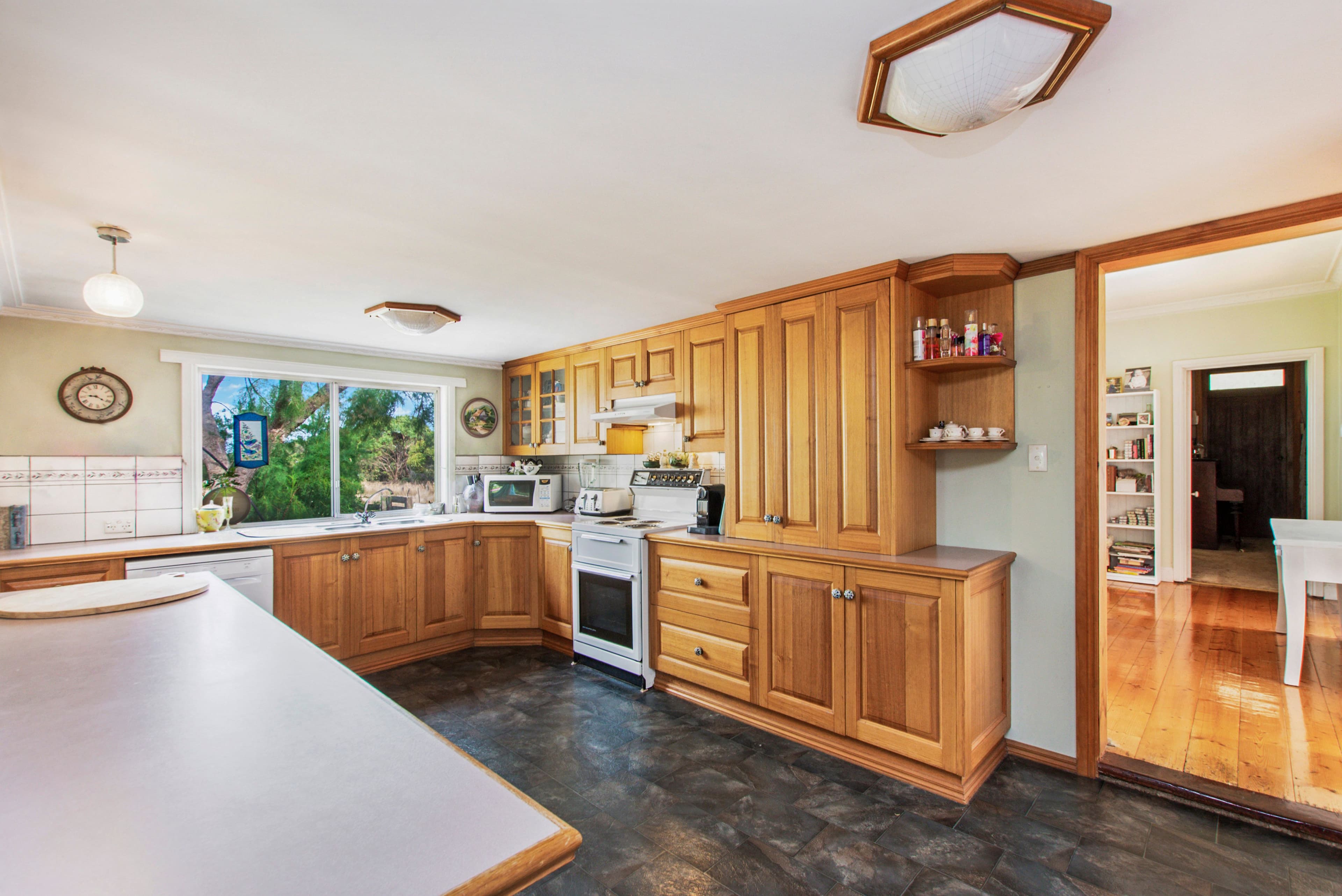 37 Lumsdens Lane, Koroit VIC 3282, Koroit - Thumbnail 5