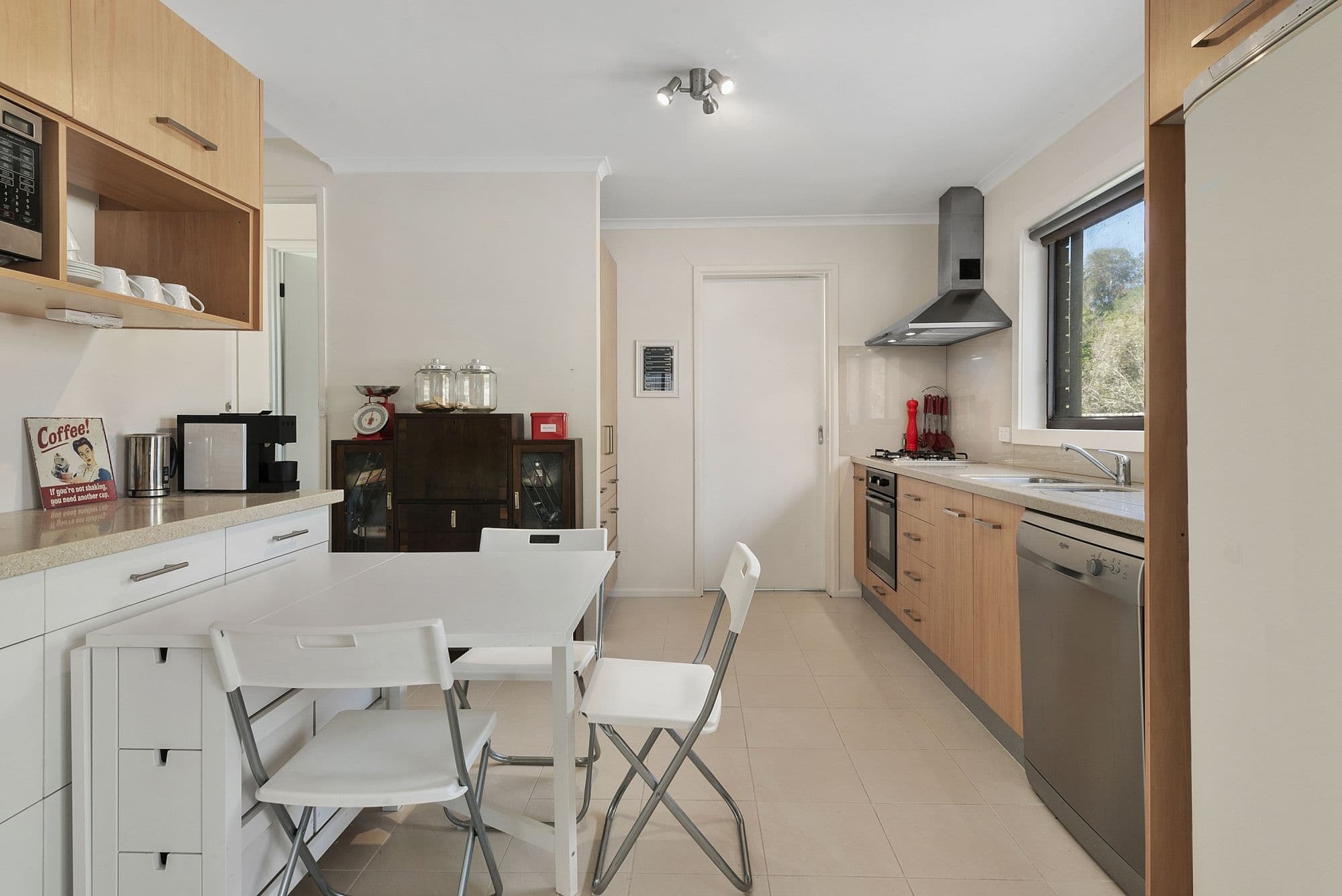 33 Melva Crescent, Whittington VIC 3219, Whittington - Thumbnail 3