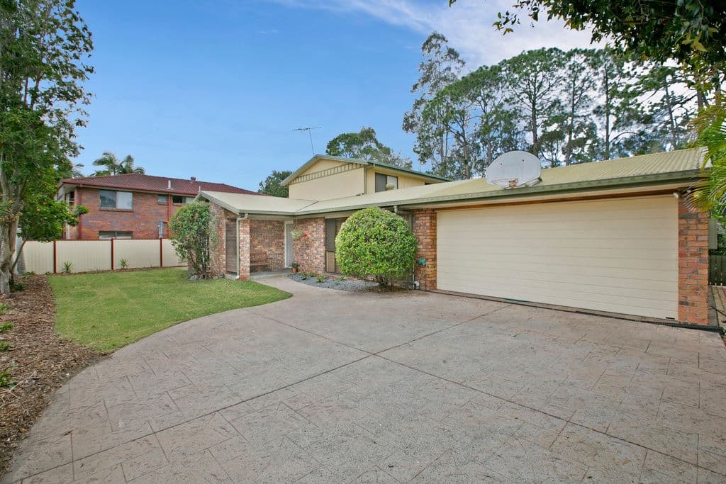 6 Caister Court, CARINDALE QLD 4152, Carindale - Thumbnail 2