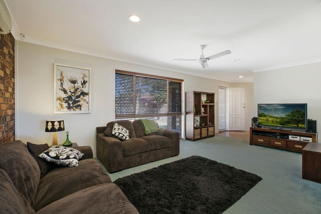6 Caister Court, CARINDALE QLD 4152, Carindale - Thumbnail 3