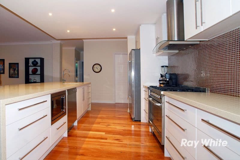 5 Crenada Close, LANGWARRIN VIC 3910, Langwarrin - Thumbnail 8